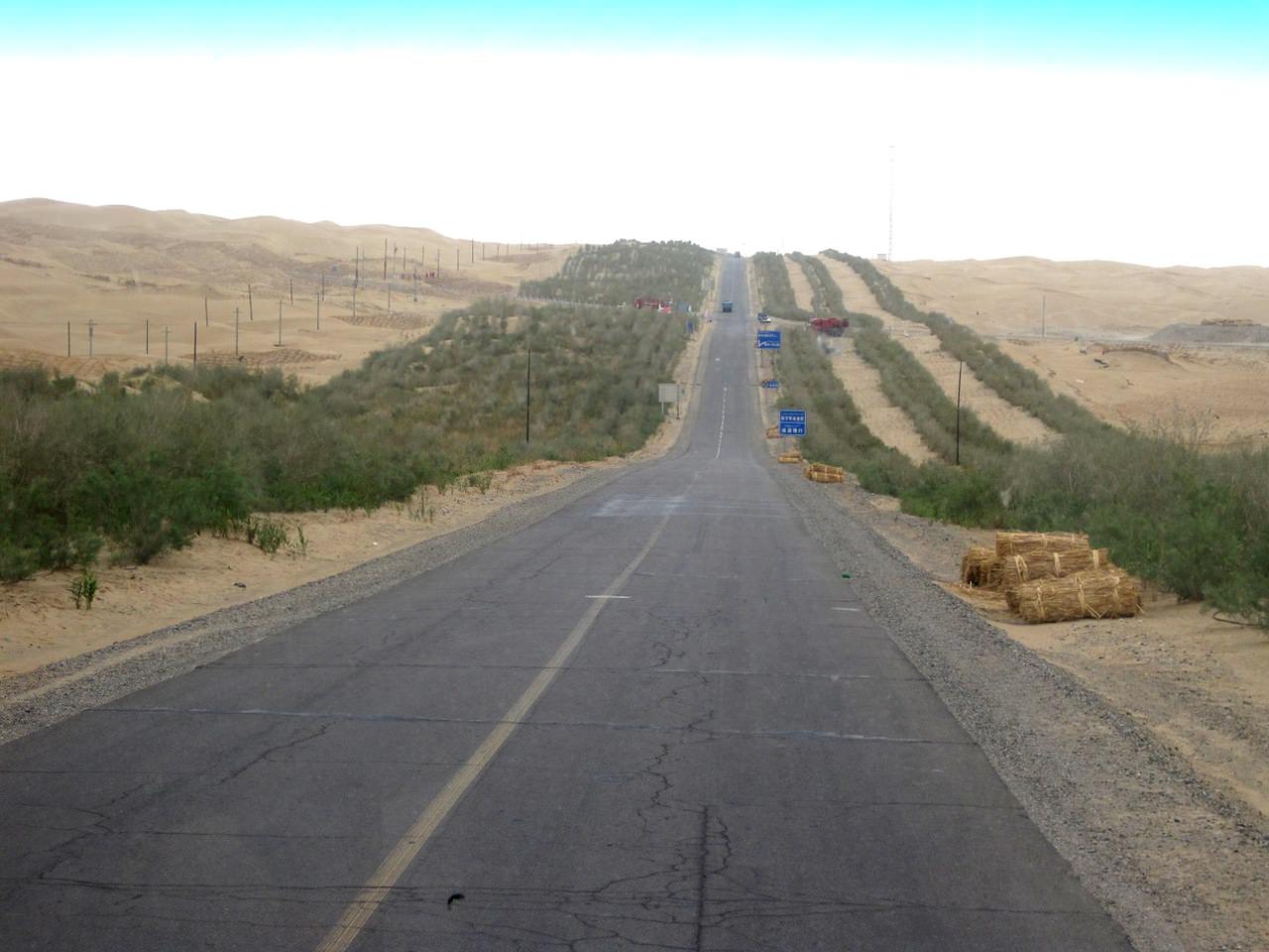 Самое длинное пустынное шоссе в мире (2)