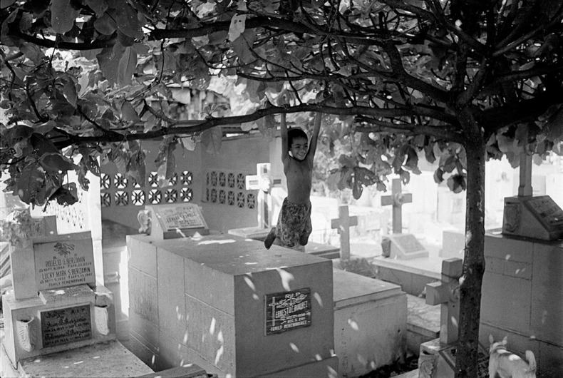 Город-кладбище в Маниле (16)