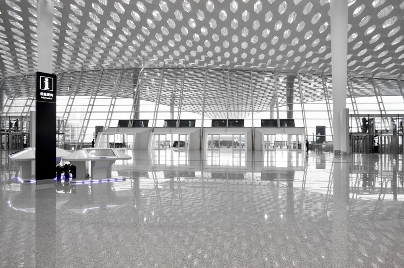 Удивительный терминал международного аэропорта Шэньчжэнь (24)